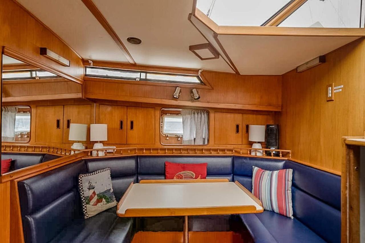 2Br Spacious & Comfy 43' Yacht - Heat & Ac - On The Freedom Trail - Best Nights Sleep Бостон Экстерьер фото