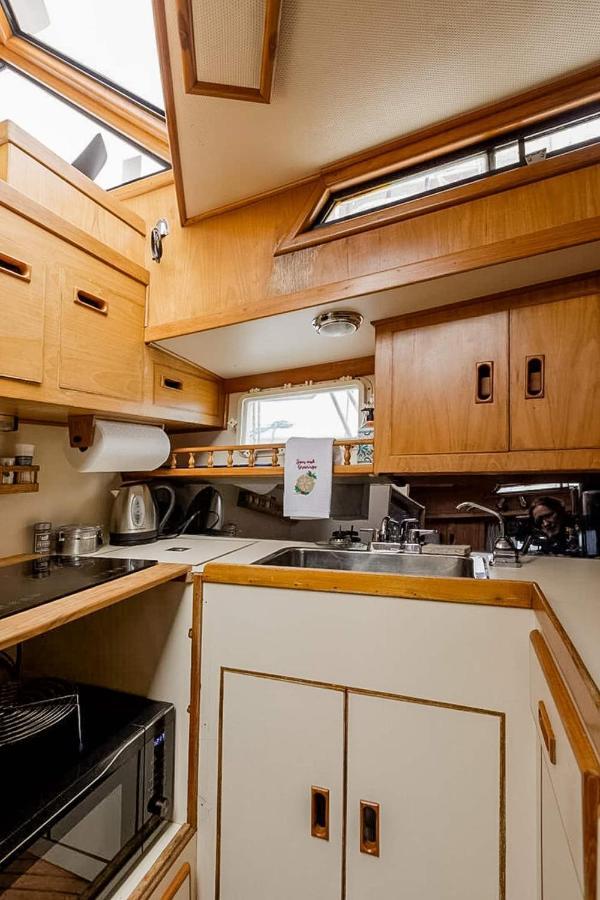 2Br Spacious & Comfy 43' Yacht - Heat & Ac - On The Freedom Trail - Best Nights Sleep Бостон Экстерьер фото