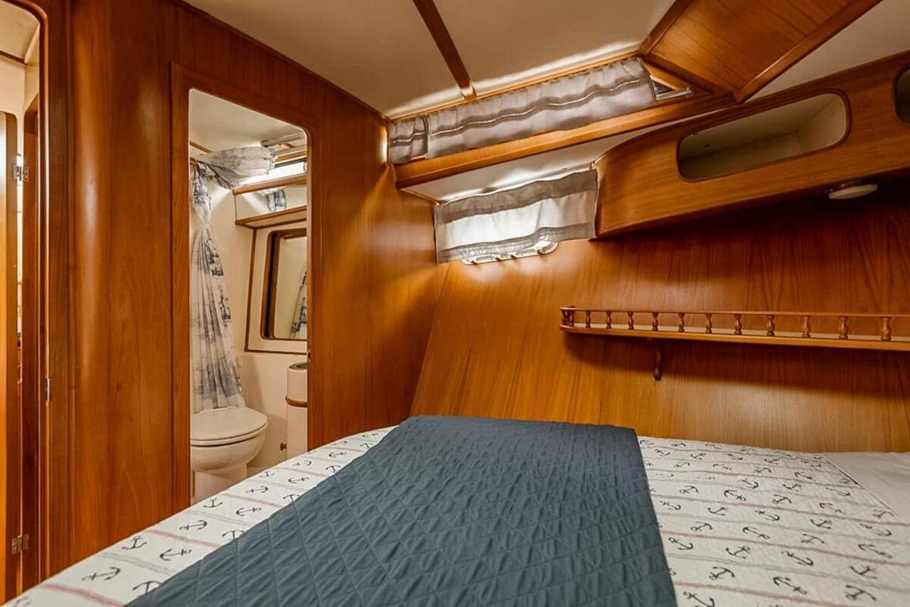 2Br Spacious & Comfy 43' Yacht - Heat & Ac - On The Freedom Trail - Best Nights Sleep Бостон Экстерьер фото